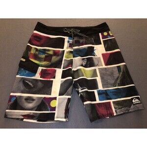 Quiksilver Men’s Black White Swim Trunks Men’s size L  Board Shorts